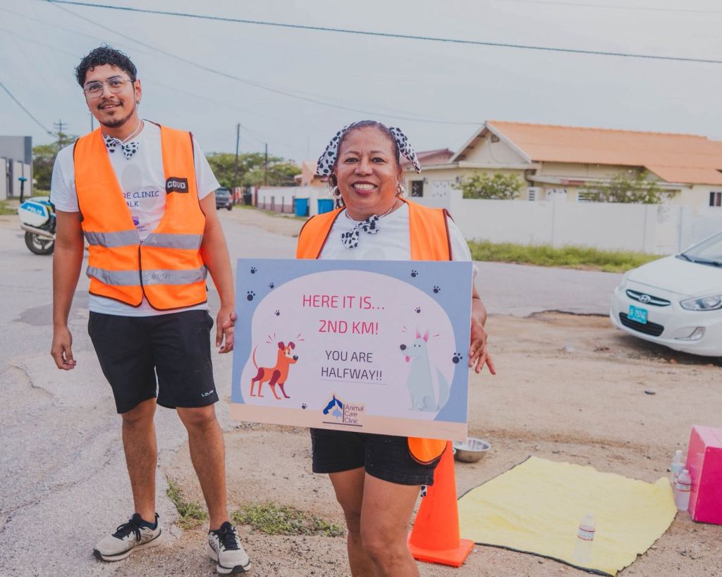 Volunteers marking the halfway point of the Animal Care Clinic Aruba Fun Walk